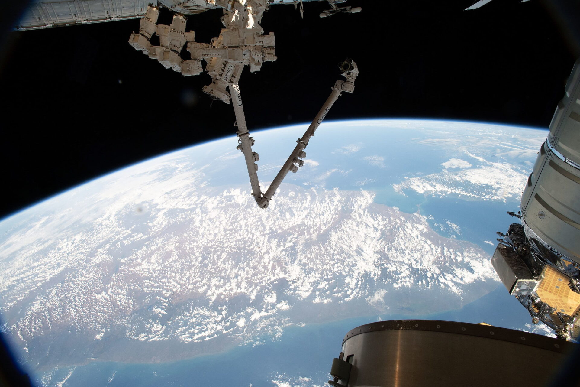 nasa space shuttle robot sphere