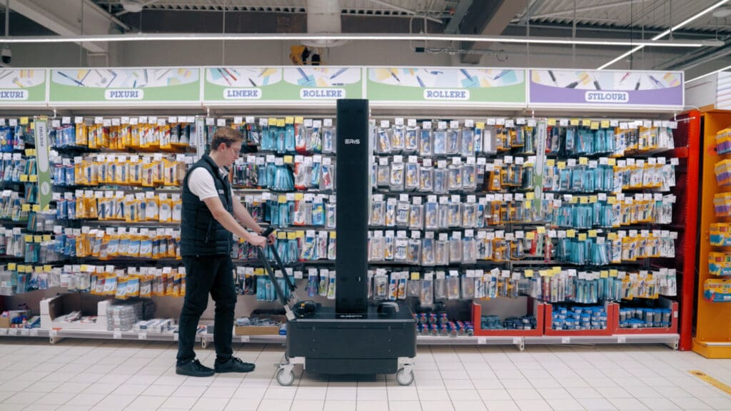 The future is here: Intelligent robots bring a new era to retail - AI ...