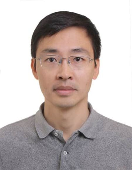 Junjie Xia